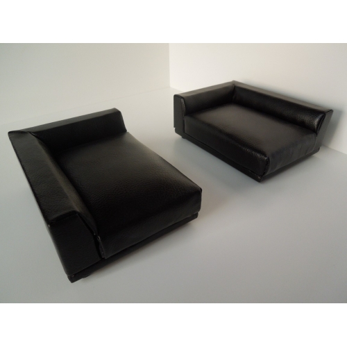 Modern Dollhouse Furniture M112 Pods Uno Sofa In Black Leather Uno Sofa In Black Leather Left Arm