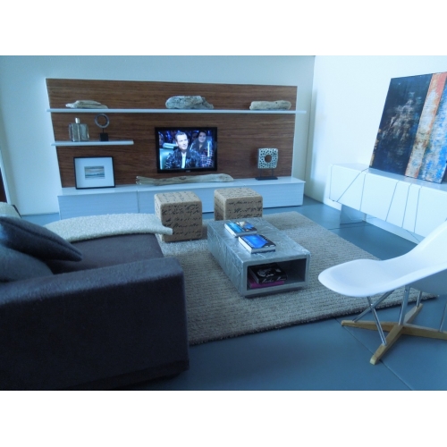soho modern dollhouse
