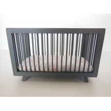 Madison Crib in Gray