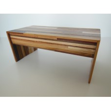 M.U.T.T. Desk