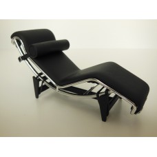 Le Corbusier LC4 Chaise Lounge Stock Black