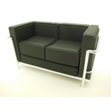 Le Corbusier Petit Lounge Sofa Stock Black