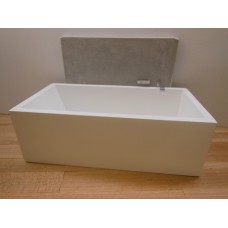 Toki Tub with Concrete Backwall